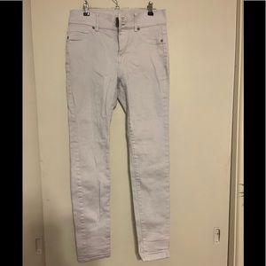 New York and Company White High Waisted Jeans Size 6